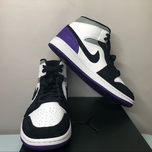 Air Jordan Mid SE White Purple Black Size 9.5